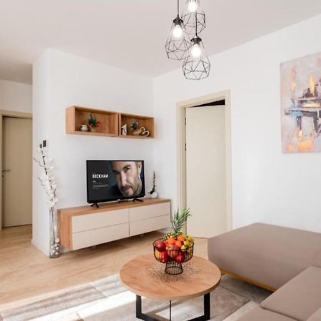 Apartment Kona - Free Parking & Self Check-In Ivanja Reka Zewnętrze zdjęcie
