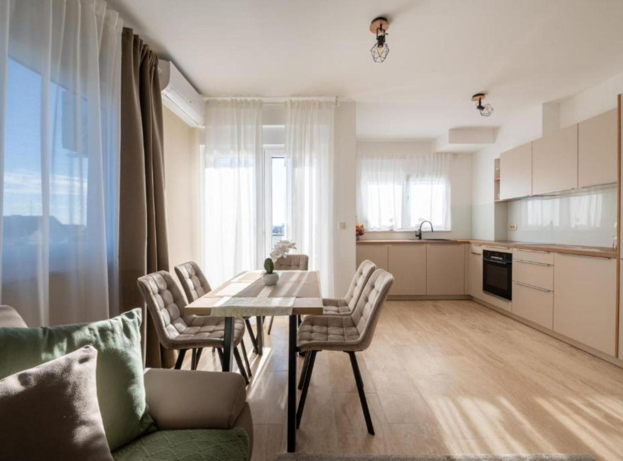 Apartment Kona - Free Parking & Self Check-In Ivanja Reka Zewnętrze zdjęcie